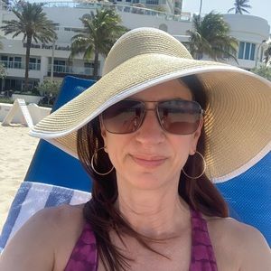 Meet your Posher, Melinda